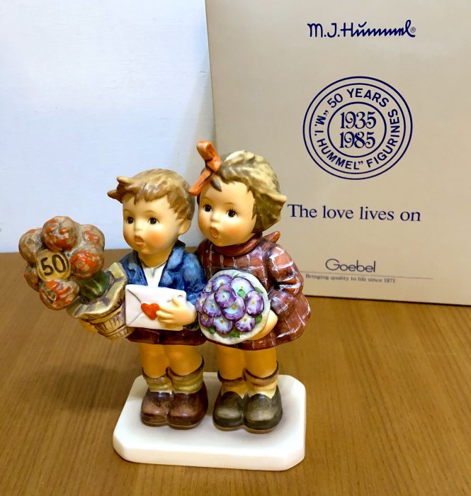 德國喜姆 Goebel Hummel "The Love Lives On" #416 1980五十週年陶瓷娃娃 西德製