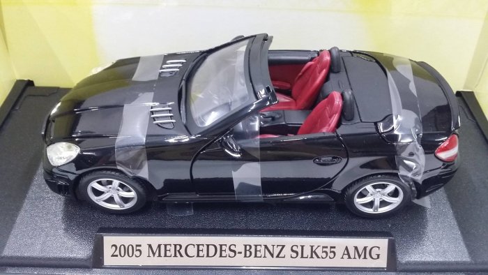 【統一】Cars《Mercedes-Benz：SLK55 AMG／2005／黑色》金屬合金車.觀賞車1: 18【缺貨】