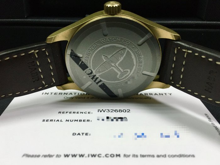 【玩錶交流】全新品 IWC 萬國錶 噴火戰機飛行員 IW326802 青銅錶 2024/3月