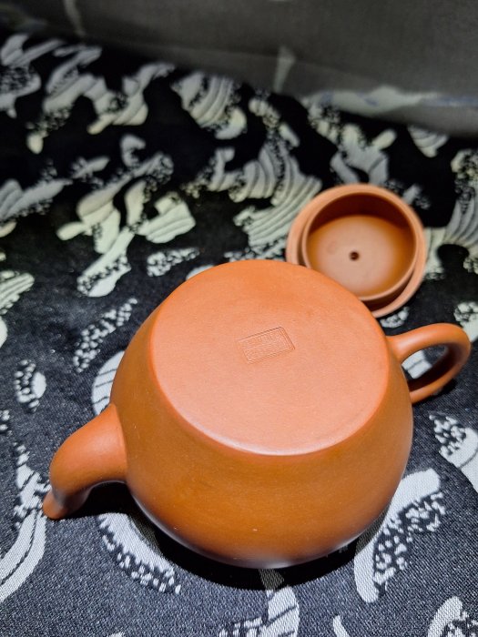 金欣古玩：早期老茶壺紫砂壺：紅土件老茶壺荊溪惠孟臣製茶壺拍賣170西西／02177