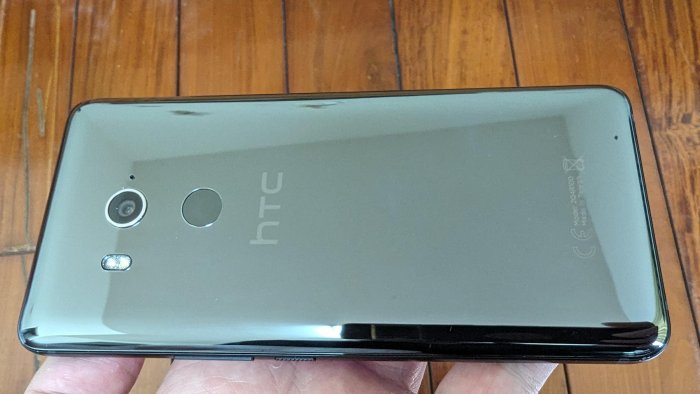 HTC U11 Eyes   6吋 4G/64G  4G+3G雙卡 八核心 UltraPixel相機