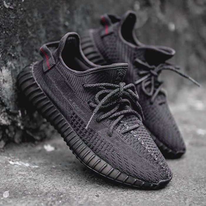 現貨+代購- Yeezy 350 V2 全黑黑天使鞋帶反光FU9006 | Yahoo奇摩拍賣