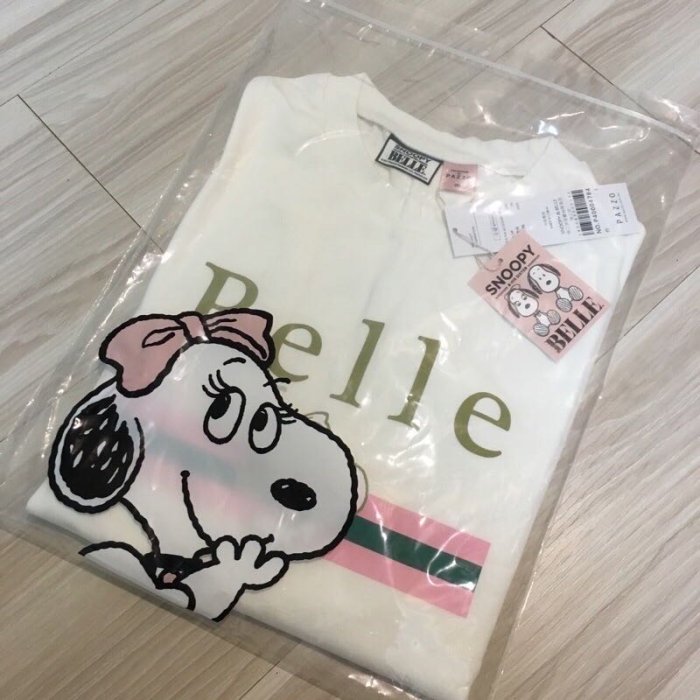 正版全新PAZZO聯名SNOOPY & BELLE 袖口拼接蕾絲落肩長袖上衣 白色S號 史努比