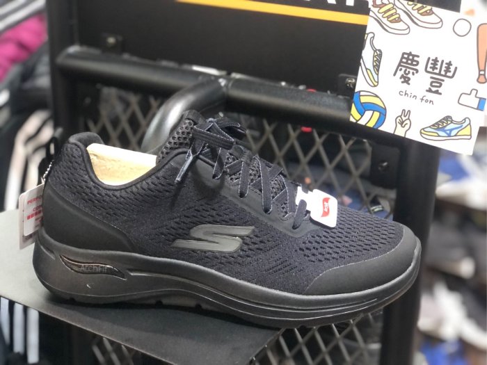 SKECHERS 男 健走系列 GOWALK ARCH FIT-216116BBK 足弓 慢跑鞋 全黑