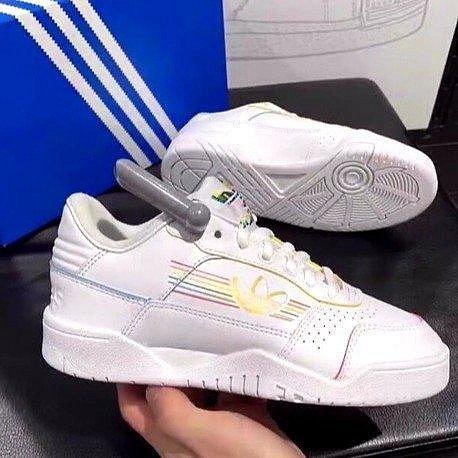 ADIDAS CARRERA LOW PRIDE 愛迪達 彩虹 休閒 男女 FY9019慢跑鞋