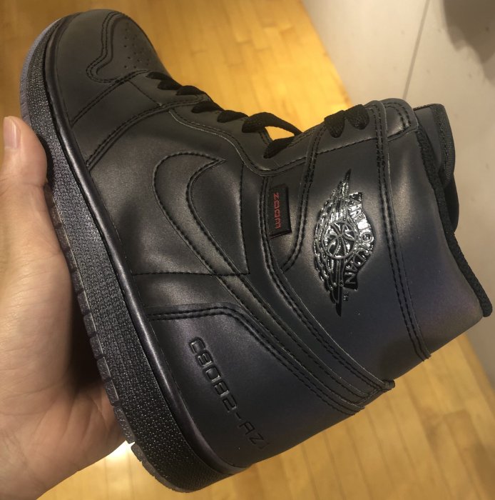 9全新 AIR Jordan 1 Retro High Fearless Zoom 變色龍 BV0006-900