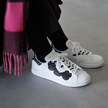 南◇2021 12月 ADIDAS MARIMEKKO STAN SMITH 愛迪達 白黑色 小花 日本聯名H04073