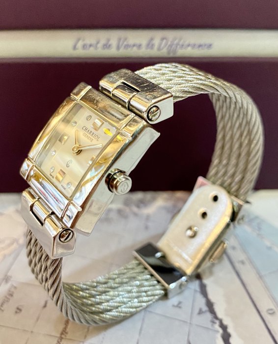 【NA She.歐美精品進口服飾名品】CHARRIOL 鋼索凱爾特系列方形珍珠母貝時刻8顆鑲鑽石英腕錶女性腕錶手錶Celtic Watch CELS71.172
