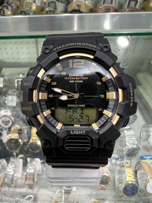 【金台鐘錶】CASIO 卡西歐 世界時間 雙顯男錶 樹脂錶帶 燈光 十年電力 (黑x金) HDC-700-9A