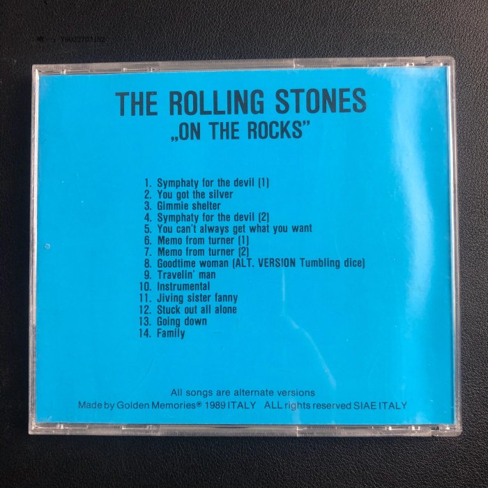 臺灣友人滾石樂隊 THE ROLLING STONES ON THE ROCKS 滿銀圈唱片館