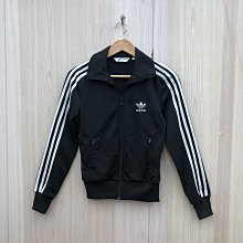 【愛莎＆嵐】 adidas 女 黑色長袖LOGO印花休閒外套/34 11211 02