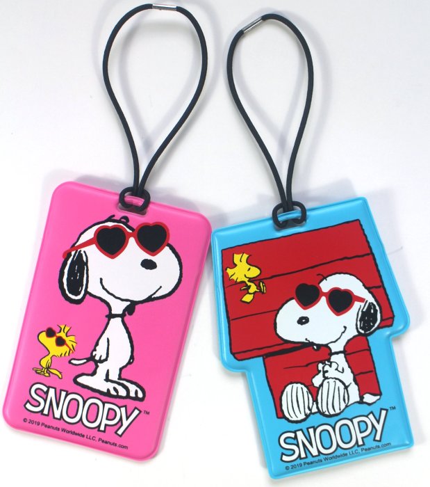 【卡漫迷】 Snoopy 行李吊牌 墨鏡 二選一 ㊣版 名牌套 史努比史奴比 行李箱 書包背包 姓名 識別掛牌 糊塗塔克