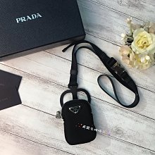 《真愛名牌精品》PRADA 1ZT016  黑尼龍銀三角  掛繩手機套 (附小包)*全新*代購