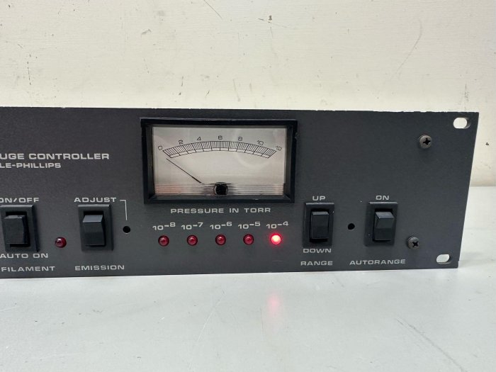 GRANVILLE-PHILLIPS GP270 IONIZATION GAUGE CONTROLLER 真空計器控制