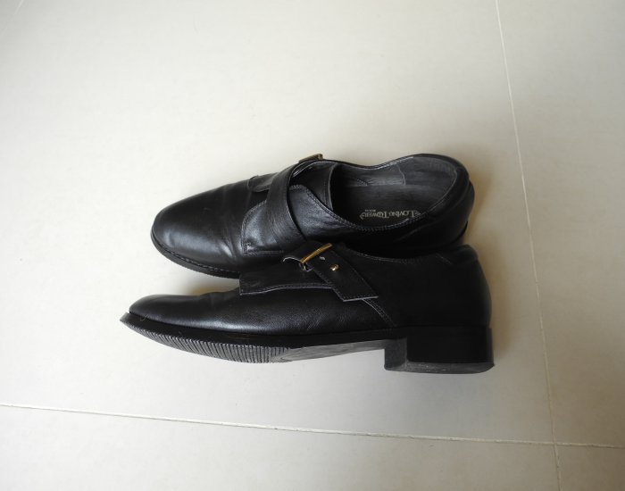 Loving Tower黑色柔軟真皮斜釦牛津鞋 紳士鞋40號/25cm 跟高2cm 沒有任何刮傷 近全新
