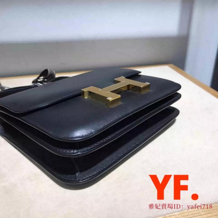 【雅妃二手】HERMES 愛馬仕 Constance Mini 19 康康金扣 Veau小牛皮 斜背包 單肩包 斜挎包