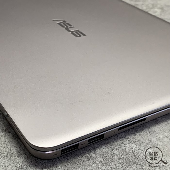 『澄橘』ASUS Zenbook UX305 M-5Y10C/4G/256GB 銀 二手 無盒裝《歡迎折抵》A58896