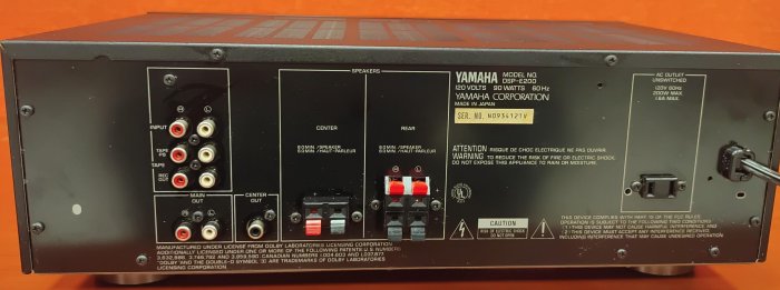 *彰化-二手優質機*Yamaha DSP-E200 中置+環繞喇叭.杜比環繞擴大機.功能正常.可試聽..