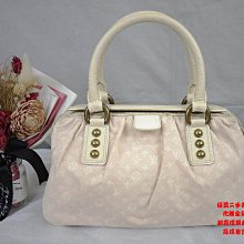 優買二手精品名牌店 LV M40062 粉紅 櫻花粉 牛仔布 帆布 象牙白 牛皮 金釦 手拿包 手提包 限量包 美品