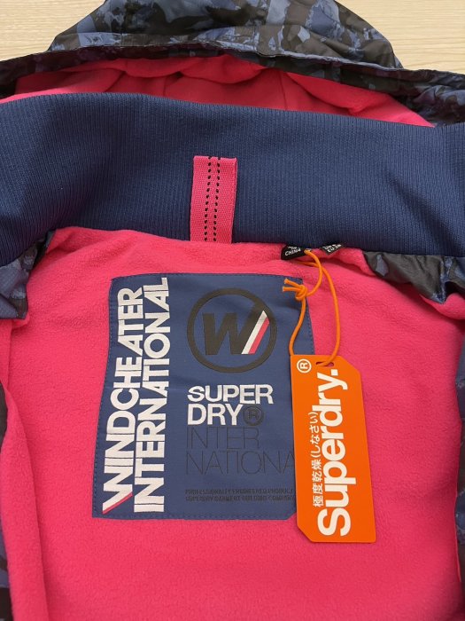 Superdry 極度乾燥 現貨 藍色迷彩/桃紅字  windcheater  防風 外套 夾克 女生