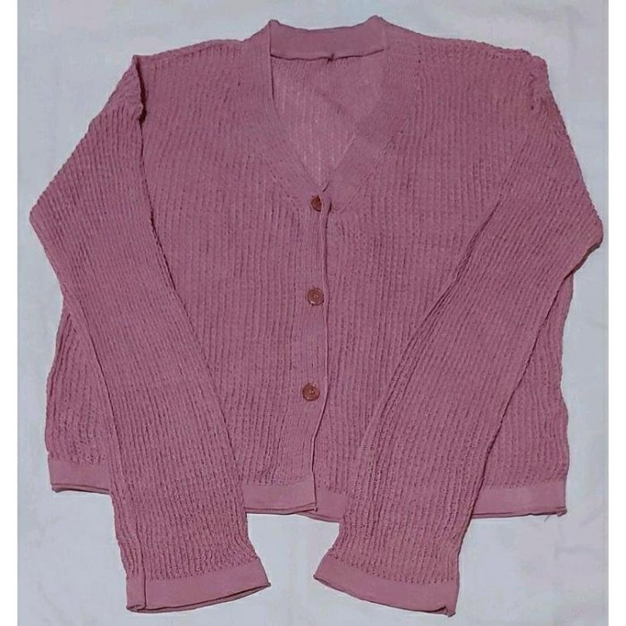 ♦️降♦️全新--(紫色)短版針織外套 短版針織上衣 短版針織衫 長袖外套 小外套 短版外套 上衣外套 薄外套(size：F)~199元購入。