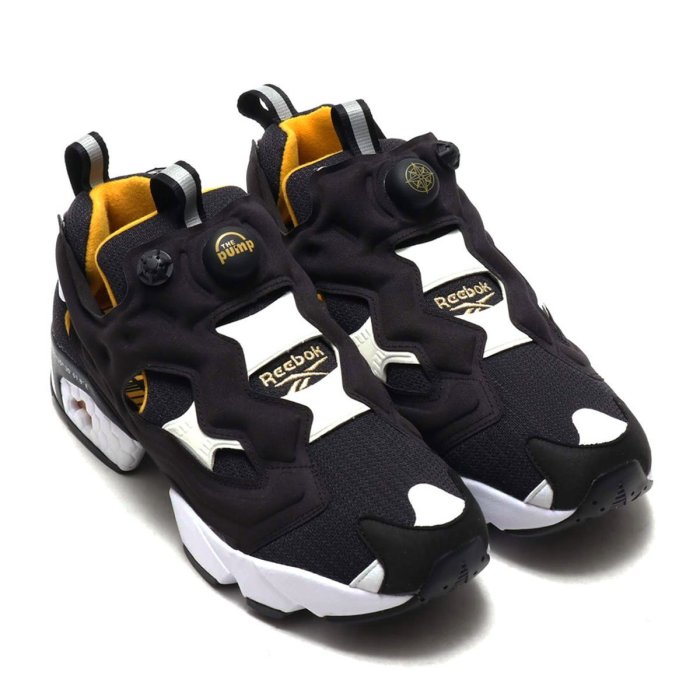 CodE= REEBOK INSTA PUMP FURY 充氣慢跑鞋(黑金白) FW4754 大阪OSAKA