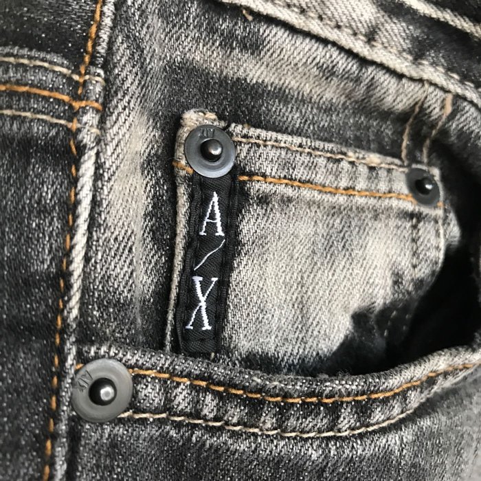 AX armani exchange 素黑牛仔褲