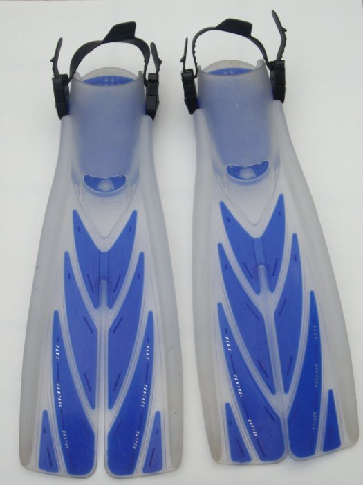 ATOMIC Aquatics SplitFins 蛙鞋  液態藍  S