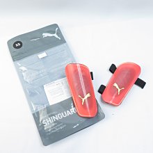 PUMA ULTRA LIGHT 足球護脛 有分尺寸 03083411 橘紅【iSport愛運動】