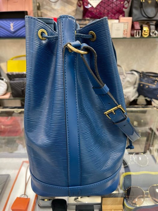 女人街國際精品*LOUIS VUITTON LV 經典款 藍色 EPI 水波紋 全皮 束口包 大 水桶包