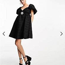 (嫻嫻屋) 英國ASOS-Forever Unique黑色緹花紋V領泡泡袖胸針裝飾洋裝禮服EF23