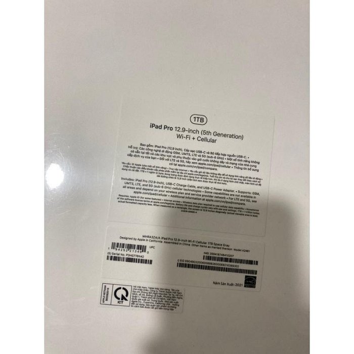 蘋果台灣公司貨 iPad Pro 12.9 1Tb 插卡版 a2461 全新品