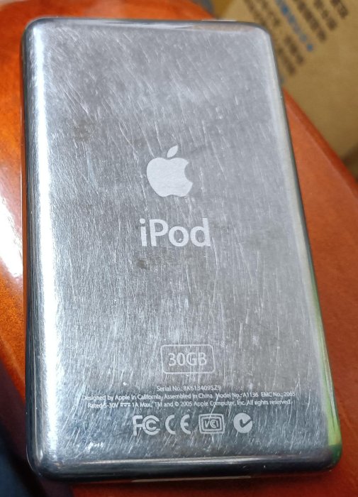 Apple  iPod A1136 隨身聽~ 30G ~ 二手