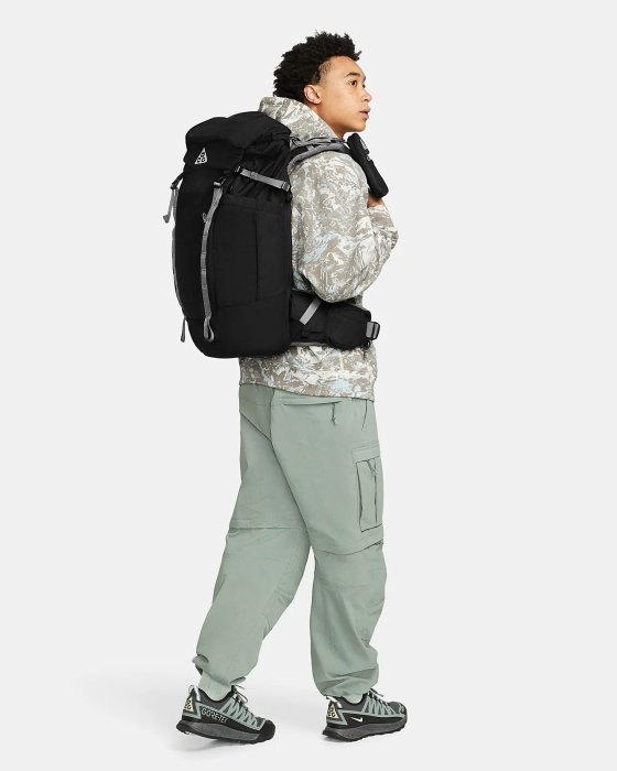 南🔥2022 8月 NIKE ACG 36 BACKPACK 後背包 雙肩包 登山包 黑 DC9865-010