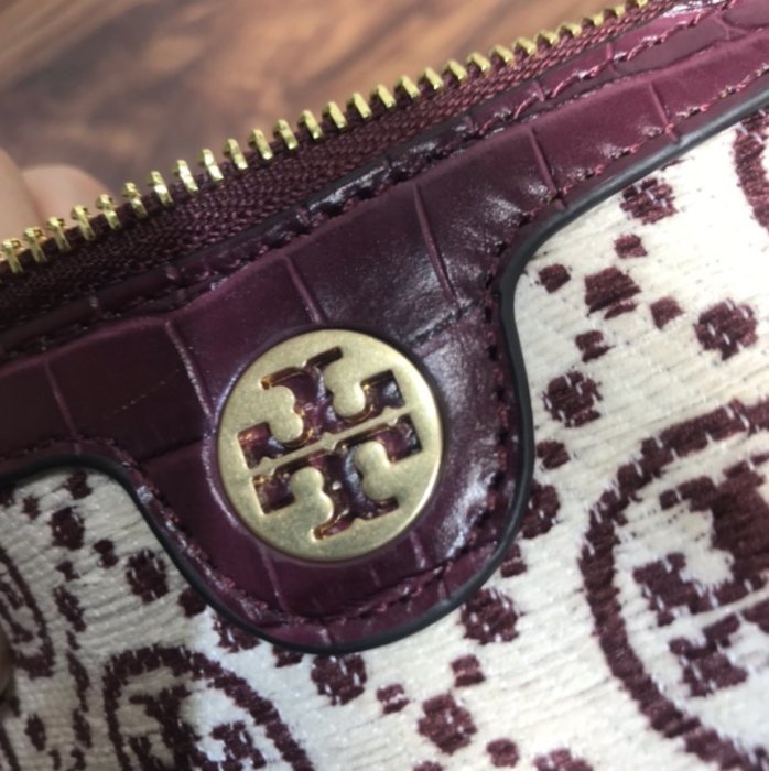 品牌特賣店 美國代購正品 全新 TORY BURCH TB 1619 提花手提腋下包 女包美國100%正品代購 附件齊全