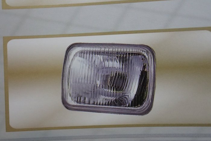 DJD18082077 Metal Housing  2 Head Lamp System (下標前請先確認出貨時間)