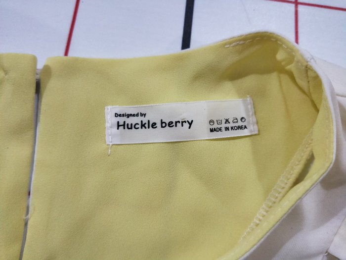 【二手衣櫃】正韓 Huckle berry 短袖雪紡上衣 氣質荷葉邊圓領透膚雪紡優雅浪漫超仙甜美雪紡上衣 1071030