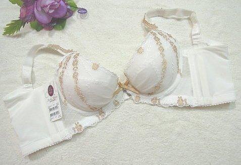 【曼黛】美寶包bra【R62030】70B,70C,70D,70E,75B,75C,90D~牙白,公主粉,靜湖綠