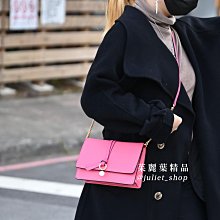 【茱麗葉精品】全新精品 CHLOE 專櫃商品 ALPHABET 金屬吊飾LOGO牛皮翻蓋斜背包.桃 現貨