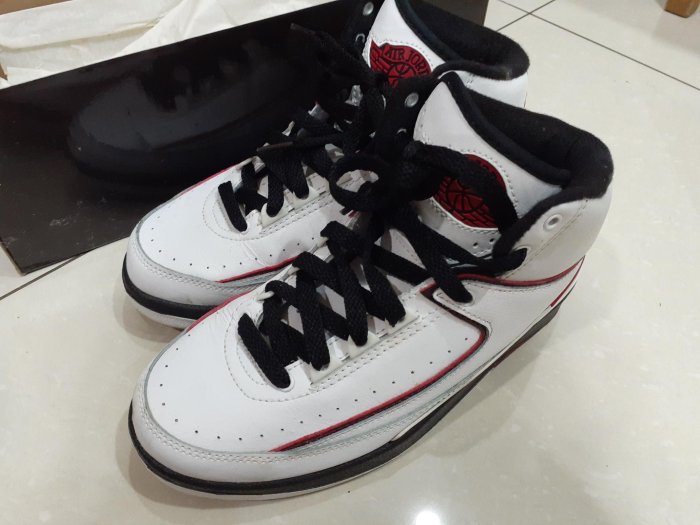 二手喬丹 NIKE AIR JORDAN 2 RETRO GS AJ2 喬丹二代 經典復刻 女鞋童鞋 4Y