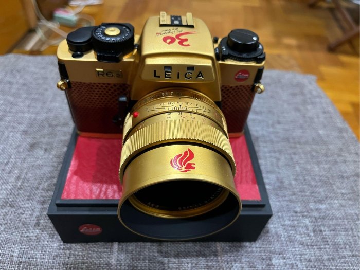 Leica R6.2新加坡30週年紀念機 （已售出）