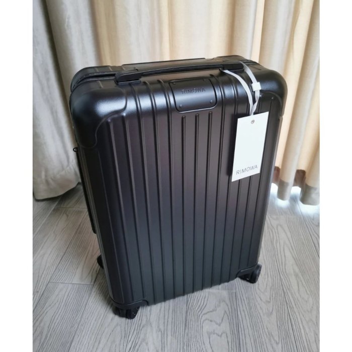 RIMOWA Essential Cabin S 20寸 登機箱 白色 黑色 行李箱 拉桿箱 83252664 99新