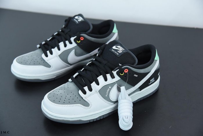 NIKE SB HONORS THE VX1000 CAMCORDER 攝影機 白灰 男女鞋 CV1659-001