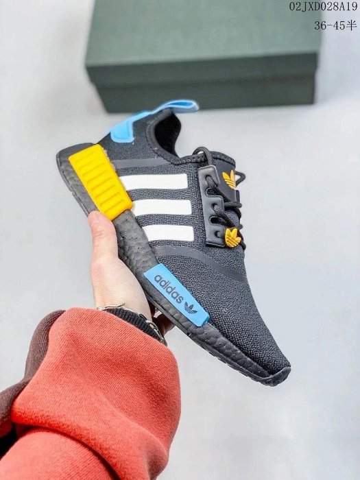 阿迪達斯Adidas NMD_R1經典系列 彈力針織鞋面高彈BOOST顆粒大底