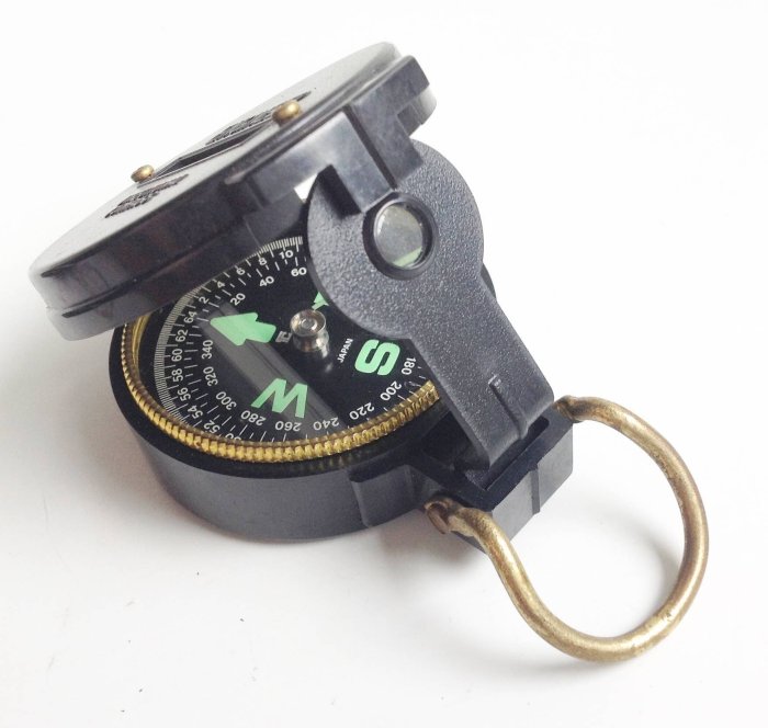 《**日本原裝** 》LENSATIC COMPASS ~軍規指北針/指南針(早期日本製)