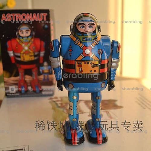(TOYS-C__0210) 發條鐵皮玩具 復古收藏 生日節日禮品 宇航機器人