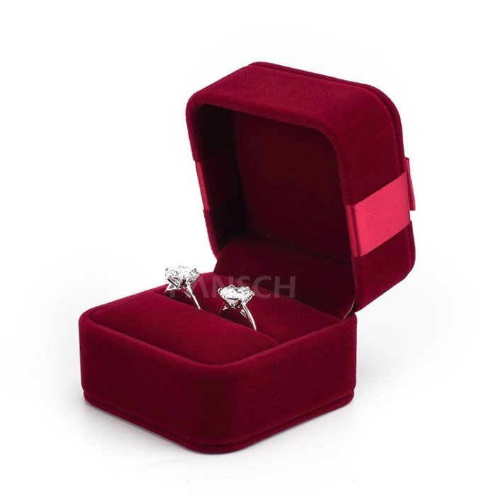 熱銷 結婚戒指盒婚禮高級感絨布創意求婚戒指盒耳釘耳墜對戒首飾收納盒全店