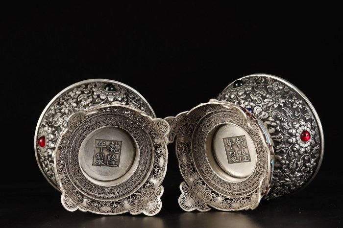 舊藏清代銀花絲鑲嵌銀碗重約900克，高9.5厘米，寬12厘米800 銅器 擺件 古玩【古韻今風】221