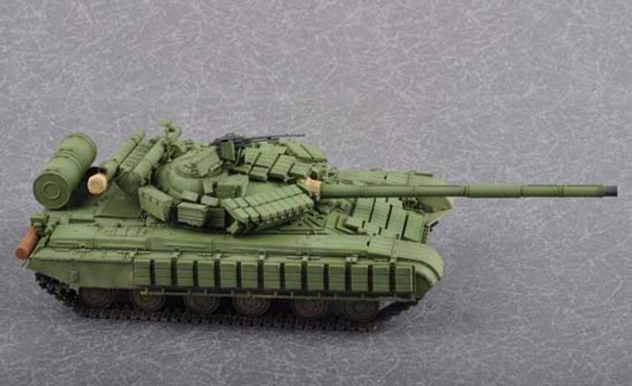 Trumpeter 小號手 1/35 蘇聯 T-64BV 主力戰車 1985年 附反應裝甲 坦克 組裝模型 05522