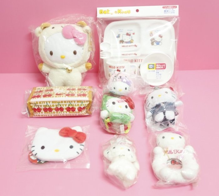 🌸Dona代購🌸現貨 日本正版 Hello Kitty凱蒂貓滿版櫻桃 筆袋/化妝包/收納包/隨身包 C22